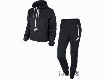 ensemble jogging nike femme gris